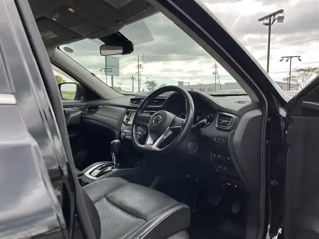日産 エクストレイル 20X 鳥取県 2018(平30)年 3.3万km ダイヤモンドブラック ４・W・D/ワンオーナー/純正ナビ/TV/CD/BT/バックカメラ/エマージェンシーブレーキ/LEDヘットライト/純正18インチアルミホイール/プッシュエンジンスタート/４WD切替スイッチ/パワーバックドア/合皮レザーシート/アイドリングストップ/スペアキーｘ１/社外アルミスタットレスセット積込/（タイヤ溝　6-7分山）/フロアマット・バイザー