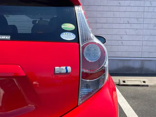 トヨタ アクア G 静岡県 2013(平25)年 7.6万km スーパーレッドⅤ 純正メモリーナビ(NSCP-W62)/　AM FM CD Bluetooth ワンセグ/LEDオートヘッドランプ/革巻きステアリング/ステアリングスイッチ/スマートキー＆プッシュスタート/社外16インチアルミホイール/ECO/EV MODE/スポーツペダル/純正ラゲッジマット/純正フロアマット/レザー調シートカバー/ワンオーナー/ETC/バックモニター