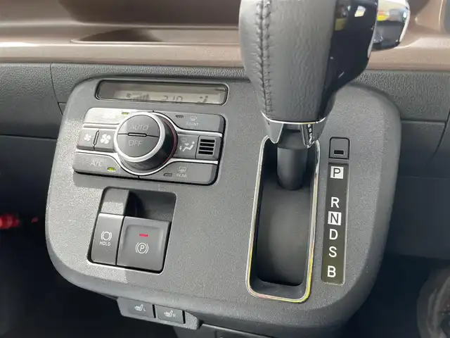 ダイハツ ムーヴ キャンバス セオリー G 石川県 2024(令6)年 0.3万km ファイアークォーツレッドM 純正ディスプレイオーディオ/フルセグTV/バックカメラ/LEDヘッドライト/レーダーブレーキ/スマートキー/プッシュスタート/電動ミラー/両側パワースライドドア/シートヒーター/HDMI端子/保証書