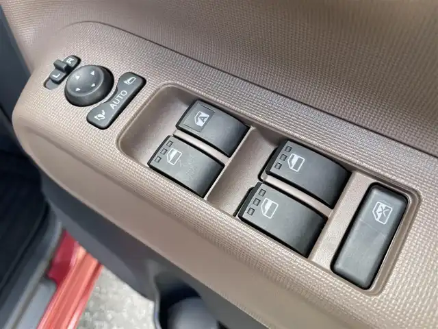 ダイハツ ムーヴ キャンバス セオリー G 石川県 2024(令6)年 0.3万km ファイアークォーツレッドM 純正ディスプレイオーディオ/フルセグTV/バックカメラ/LEDヘッドライト/レーダーブレーキ/スマートキー/プッシュスタート/電動ミラー/両側パワースライドドア/シートヒーター/HDMI端子/保証書