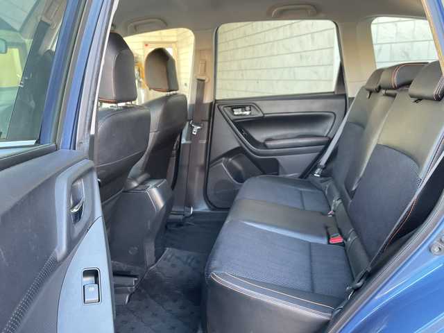 スバル フォレスター Xブレイク 神奈川県 2015(平27)年 5.4万km クォーツブルーP ワンオーナー/純正ディーラーナビ/(CD/DVD/SD/USB/BT/フルセグTV)/バックカメラ/衝突被害軽減ブレーキ/レーンキープアシスト/横滑り防止装置/レーダークルーズコントロール/アイドリングストップ/パドルシフト/ハーフレザーシート/D/N席シートヒーター/D/N席パワーシート/ETC/ルーフレール/純正フロアマット/オートライト/ステアリングスイッチ/スペアキー×1/保証書/取扱説明書