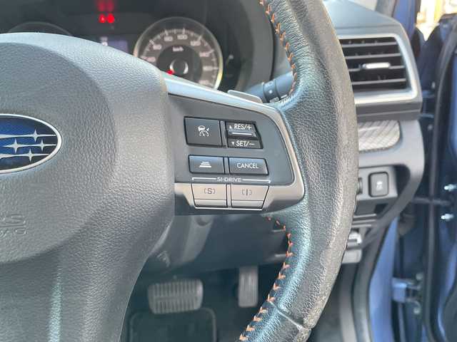 スバル フォレスター Xブレイク 神奈川県 2015(平27)年 5.4万km クォーツブルーP ワンオーナー/純正ディーラーナビ/(CD/DVD/SD/USB/BT/フルセグTV)/バックカメラ/衝突被害軽減ブレーキ/レーンキープアシスト/横滑り防止装置/レーダークルーズコントロール/アイドリングストップ/パドルシフト/ハーフレザーシート/D/N席シートヒーター/D/N席パワーシート/ETC/ルーフレール/純正フロアマット/オートライト/ステアリングスイッチ/スペアキー×1/保証書/取扱説明書