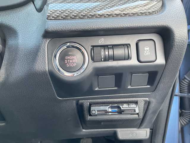 スバル フォレスター Xブレイク 神奈川県 2015(平27)年 5.4万km クォーツブルーP ワンオーナー/純正ディーラーナビ/(CD/DVD/SD/USB/BT/フルセグTV)/バックカメラ/衝突被害軽減ブレーキ/レーンキープアシスト/横滑り防止装置/レーダークルーズコントロール/アイドリングストップ/パドルシフト/ハーフレザーシート/D/N席シートヒーター/D/N席パワーシート/ETC/ルーフレール/純正フロアマット/オートライト/ステアリングスイッチ/スペアキー×1/保証書/取扱説明書