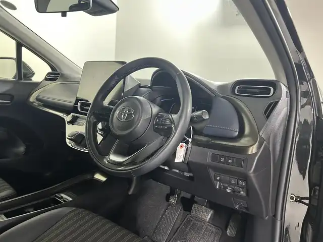 トヨタ アクア Z 佐賀県 2021(令3)年 6.4万km ブラックマイカ 純正10.5インチディスプレイオーディオ/フルセグTV/Bluetooth/Androidauto/Applecarplay/全方位バックカメラ/衝突被害軽減装置/レーダークルーズコントロール/ブラインドスポットモニター/レーンアシスト/ロードサインアシスト/パーキングサポートブレーキ/オートライト/オートマチックハイビーム/LEDヘッドライト/LEDフォグライト/電子パーキング/ブレーキホールド/ビルトインETC/ステアリングヒーター/運転席・助手席シートヒーター/ハーフレザーシート/純正16インチアルミホイール/純正フロアマット