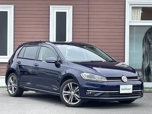 フォルクスワーゲン ゴルフ TSI ハイライン マイスター 栃木県 2020(令2)年 4.6万km 紺 黒革シート　/純正ナビ　/CD/DVD/Blutooth　/バックカメラ　/エマージェンシーブレーキ　/レーンキープアシスト　/アダクティブクルーズコントロール　/ブラインドスポットディテクション　/エレクトロニックパーキングブレーキ　/パーキングアシスト　/前後コーナーセンサー　/ETC2.0　/前席シートヒーター　/スペアキー1本