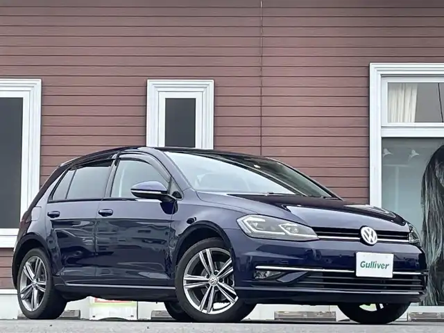 フォルクスワーゲン ゴルフ TSI ハイライン マイスター 栃木県 2020(令2)年 4.6万km 紺 黒革シート　/純正ナビ　/CD/DVD/Blutooth　/バックカメラ　/エマージェンシーブレーキ　/レーンキープアシスト　/アダクティブクルーズコントロール　/ブラインドスポットディテクション　/エレクトロニックパーキングブレーキ　/パーキングアシスト　/前後コーナーセンサー　/ETC2.0　/前席シートヒーター　/スペアキー1本