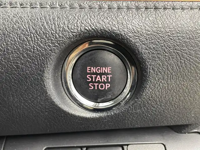 トヨタ シエンタ G クエロ 千葉県 2018(平30)年 2.8万km ブラックマイカ セーフティセンスC/・プリクラッシュセーフティ/・レーンディパーチャーアラート/・オートマチックハイビーム/純正７インチメモリーナビ/・Bluetooth/・フルセグTV/・バックカメラ/両側パワースライドドア/ハーフレザーシート/LEDヘッドライト/スマートキー/純正ビルトインETC