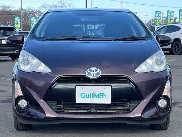 トヨタ アクア G ブラックソフトレザーセレ 道央・札幌 2015(平27)年 15.7万km ディープアメジストマイカメタリック ワンオーナー/寒冷地仕様/社外SDナビ/CD/DVD/BT/フルセグ/横滑り防止装置/クルーズコントロール/バックカメラ/ビルトインETC/ECOMODE/EVMODE/ワイパーデアイサー/ハーフレザーシート/革巻きステアリング/プッシュスタート/スマートキー/ハロゲンヘッドライト/オートライト/フォグランプ/ヘッドライトレベライザー/電動格納ミラー/ウィンカーミラー/純正フロアマット/ドアバイザー/社外AW付夏タイヤ積込/175/65/R15/2020年/山5mm