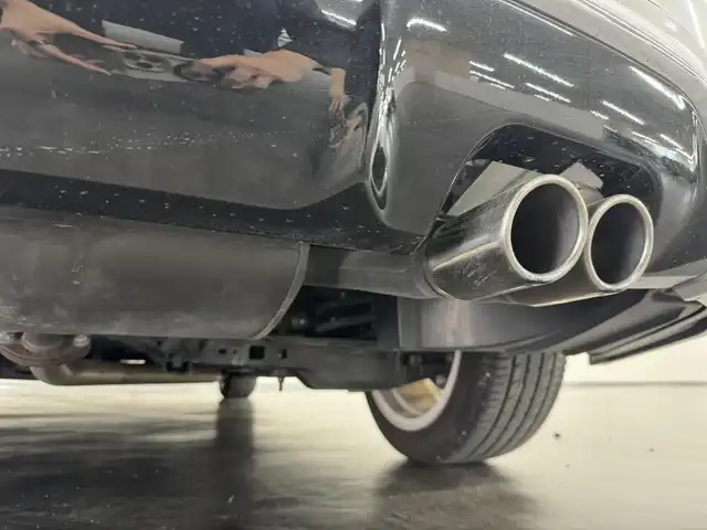 レクサス ＣＴ 200h バージョンL 三重県 2016(平28)年 5.6万km ソニッククォーツ ハイブリッド/FF/MTモード付インパネCVT/純正 7インチナビ/（AM/FM/CD/DVD/Blu-ray/SDREC/SD/USB/Bluetooth/AUX/TV）/バックガイドモニター/【OP】“マークレビンソン”プレミアムサラウンドサウンドシステム/モデリスタエアロ（F/S/R下）＋スポーツマフラー（左右4本出し、Φ65）/ビルトイン ETC/安全/・プリクラッシュセーフティ/・レーダークルコン（ブレーキ制御機能付）/・クリアランスソナー＆バックソナー/・車両接近通報装置/など/装備/・茶革シート（本革、色『サドルタン』）/・8wayパワーシート（D電動ランバーサポート・メモリー付8way/N4way）/・シートヒーター（D/N）/・【OP】ステアリングヒーター/・左右独立オートエアコン（花粉除去モード付）/・オートライト/・LED ヘッドランプ＆フロントフォグランプ/・パドルシフト/・雨滴感応式フロントワイパー/・自動防眩ルームミラー/・オート電動格納式ドアミラー（広角・自動防眩・リバース連動チルトダウン・メモリー・ヒーター付）/・プッシュスタート/・純正17inAW/・保/取/ナビ取/など