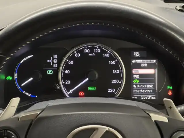 レクサス ＣＴ 200h バージョンL 三重県 2016(平28)年 5.6万km ソニッククォーツ ハイブリッド/FF/MTモード付インパネCVT/純正 7インチナビ/（AM/FM/CD/DVD/Blu-ray/SDREC/SD/USB/Bluetooth/AUX/TV）/バックガイドモニター/【OP】“マークレビンソン”プレミアムサラウンドサウンドシステム/モデリスタエアロ（F/S/R下）＋スポーツマフラー（左右4本出し、Φ65）/ビルトイン ETC/安全/・プリクラッシュセーフティ/・レーダークルコン（ブレーキ制御機能付）/・クリアランスソナー＆バックソナー/・車両接近通報装置/など/装備/・茶革シート（本革、色『サドルタン』）/・8wayパワーシート（D電動ランバーサポート・メモリー付8way/N4way）/・シートヒーター（D/N）/・【OP】ステアリングヒーター/・左右独立オートエアコン（花粉除去モード付）/・オートライト/・LED ヘッドランプ＆フロントフォグランプ/・パドルシフト/・雨滴感応式フロントワイパー/・自動防眩ルームミラー/・オート電動格納式ドアミラー（広角・自動防眩・リバース連動チルトダウン・メモリー・ヒーター付）/・プッシュスタート/・純正17inAW/・保/取/ナビ取/など