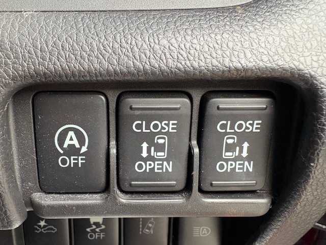 日産 デイズ ルークス ハイウェイスターX Gパッケージ 大阪府 2018(平30)年 4.3万km スパークリングレッドM 純正ナビ/アラウンドビューモニター/エマージェンシーブレーキ/車線逸脱警報/オートマチックハイビーム/両側パワースライドドア/ドライブレコーダー/ETC/LEDヘッドライト/スタッドレスタイヤ/社外アルミホイール/スマートキー×2