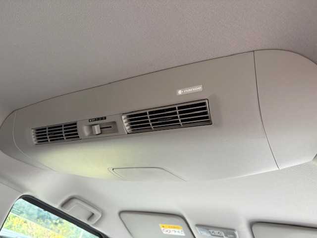 日産 デイズ ルークス ハイウェイスターX Gパッケージ 大阪府 2018(平30)年 4.3万km スパークリングレッドM 純正ナビ/アラウンドビューモニター/エマージェンシーブレーキ/車線逸脱警報/オートマチックハイビーム/両側パワースライドドア/ドライブレコーダー/ETC/LEDヘッドライト/スタッドレスタイヤ/社外アルミホイール/スマートキー×2