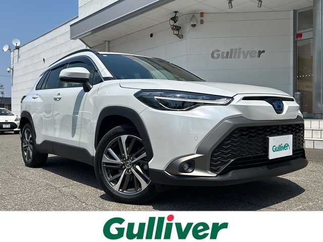 トヨタ カローラ クロス ハイブリッド Z 福井県 2023(令5)年 1.1万km プラチナホワイトパールマイカ ワンオーナー/保証書/取扱説明書/スマートキー/プッシュスタート/ステアリングスイッチ/クルーズコントロール/LEDヘッドライト/ヘッドライトレベライザー/オートライト/オートハイビーム/フォグランプ/パワーバックドア/レーンアシスト/プリクラッシュ/ビルトインＥＴＣ/フルレザーシート/シートヒーター/運転席パワーシート/アラウンドビューモニター