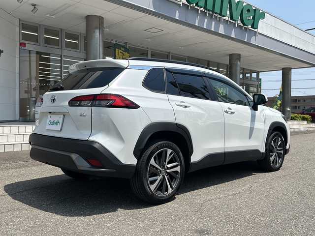 トヨタ カローラ クロス ハイブリッド Z 福井県 2023(令5)年 1.1万km プラチナホワイトパールマイカ ワンオーナー/保証書/取扱説明書/スマートキー/プッシュスタート/ステアリングスイッチ/クルーズコントロール/LEDヘッドライト/ヘッドライトレベライザー/オートライト/オートハイビーム/フォグランプ/パワーバックドア/レーンアシスト/プリクラッシュ/ビルトインＥＴＣ/フルレザーシート/シートヒーター/運転席パワーシート/アラウンドビューモニター