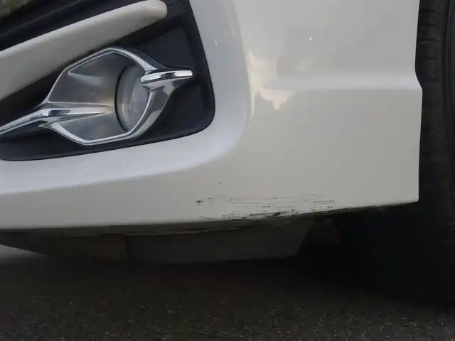 ホンダ シャトル ハイブリッド Z 山形県 2015(平27)年 7.3万km ホワイトオーキッドパール シティブレーキアクティブシステム/純正SDナビ/　　【CD DVD BT フルセグ USB AUX】/バックカメラ/クルーズコントロール/LEDオートヘッドライト/ハーフレザーシート/シートヒーター/純正16インチアルミホイール/ドライブレコーダー/アイドリングストップ/ステアリングスイッチ/パドルシフト/電動格納ウィンカーミラー/フォグランプ/スマートキー×2/ETC