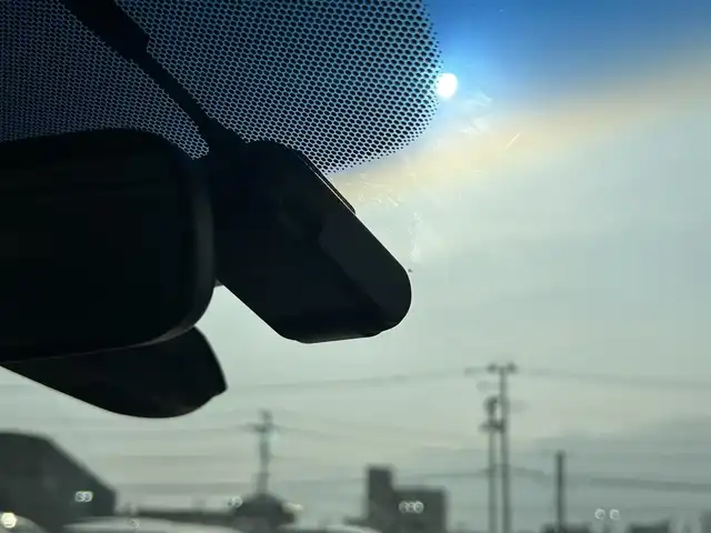 ホンダ シャトル ハイブリッド Z 山形県 2015(平27)年 7.3万km ホワイトオーキッドパール シティブレーキアクティブシステム/純正SDナビ/　　【CD DVD BT フルセグ USB AUX】/バックカメラ/クルーズコントロール/LEDオートヘッドライト/ハーフレザーシート/シートヒーター/純正16インチアルミホイール/ドライブレコーダー/アイドリングストップ/ステアリングスイッチ/パドルシフト/電動格納ウィンカーミラー/フォグランプ/スマートキー×2/ETC