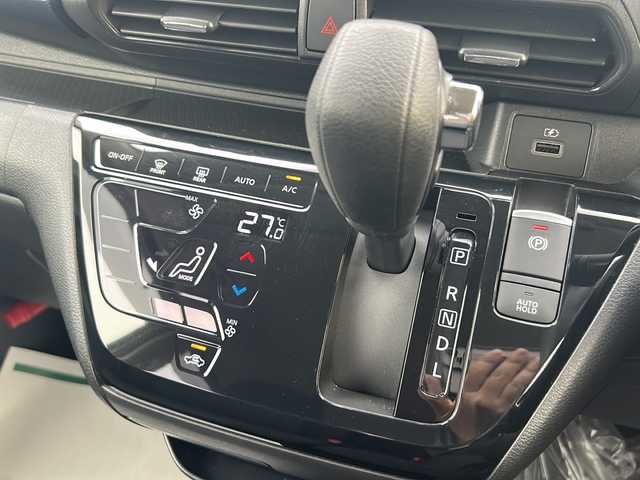 日産 デイズ HWS G ターボ プロパイロットED 佐賀県 2021(令3)年 5.3万km ホワイトパール /純正9インチSDナビ BT フルセグTV CD DVD//アラウンドビューモニター//プロパイロット/追従型クルーズコントロール/レーンアシスト/ハンドル支援//エマージェンシーブレーキ//純正15インチアルミホイール//純正フロアマット//ETC2.0//革巻きステアリング//ステアリングリモコン//電子パーキング//オートホールド//スマートキー//LEDヘッドライト//フォグライト