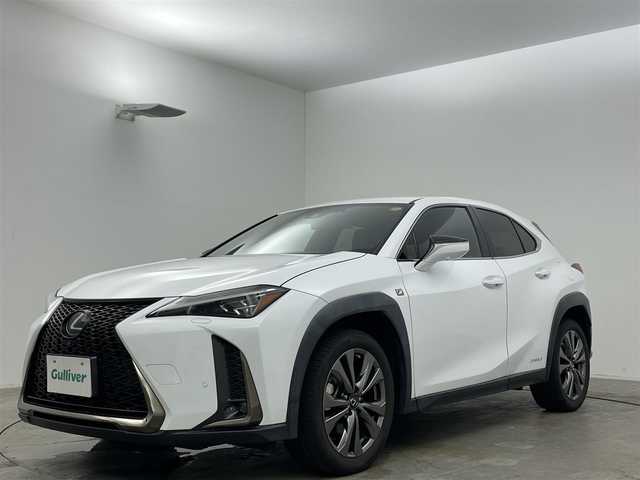 レクサス ＵＸ 250h Fスポーツ 岡山県 2020(令2)年 5.9万km ホワイトノーヴァガラスフレーク 純正８インチナビ/【Bluetooth/フルセグTV/USB/Carplay/AUX】/衝突軽減ブレーキ/追従型クルーズコントロール/パノラミックビューモニター/ビルトインＥＴＣ２．０/三眼ＬＥＤヘッドライト/オートハイビーム/LEDフォグランプ/コーナリングランプ/前席シートヒーター/ステアリングヒーター/前席パワーシート/シートメモリー/純正ドライブレコーダー（前）/置くだけ充電/ミラーヒーター/フロアマット/ブラインドスポットモニター/踏み間違い防止/オートブレーキホールド/ISOFIX/ステアリングスイッチ/ヘッドアップディスプレイ/チルトステアリング（電動）/ウインカーミラー
