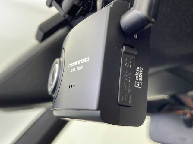 ダイハツ タフト X 愛知県 2021(令3)年 5.3万km レイクブルーメタリック ストラーダSDナビ・フルセグTV/CD・Bluetooth再生/バックカメラ/スマートキー/コーナーセンサー/LEDヘッドライト/ETC/ガラスルーフ/オートエアコン