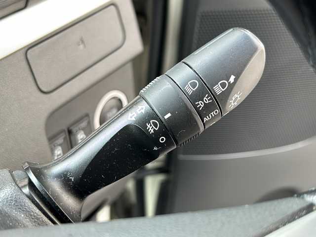 ダイハツ タント カスタム RS トップED SAⅡ 茨城県 2016(平28)年 5.7万km パールホワイトⅢ 純正ＳＤナビ/バックカメラ/ＥＴＣ/フルセグＴＶ/Ｂｌｕｅｔｏｏｔｈ/ＣＤ/ＤＶＤ　/コーナーセンサー/ＬＥＤヘッドライト/両側パワースライドドア/純正フロアマット/純正アルミホイール/ドアバイザー