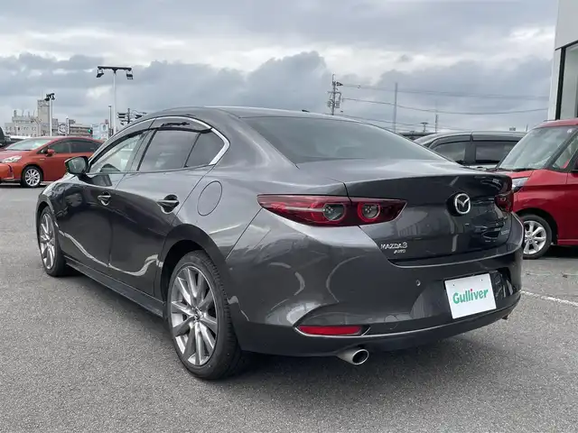 マツダ マツダ３セダン XD Lパッケージ 長崎県 2020(令2)年 7.5万km マシーングレープレミアムM 全方位カメラ/純正ナビ/衝突軽減ブレーキ/ブラインドスポットモニター/黒レザーシート/運転席パワーシート/ドライブレコーダー前後/ETC/パドルシフト/シートメモリー/レーダークルーズコントロール/シートヒーター/クリアランスソナー/ステアリングスイッチ/ハンドルヒーター/オートライト/LEDヘッドライト/スペアキー