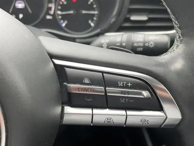 マツダ マツダ３セダン XD Lパッケージ 長崎県 2020(令2)年 7.5万km マシーングレープレミアムM 全方位カメラ/純正ナビ/衝突軽減ブレーキ/ブラインドスポットモニター/黒レザーシート/運転席パワーシート/ドライブレコーダー前後/ETC/パドルシフト/シートメモリー/レーダークルーズコントロール/シートヒーター/クリアランスソナー/ステアリングスイッチ/ハンドルヒーター/オートライト/LEDヘッドライト/スペアキー