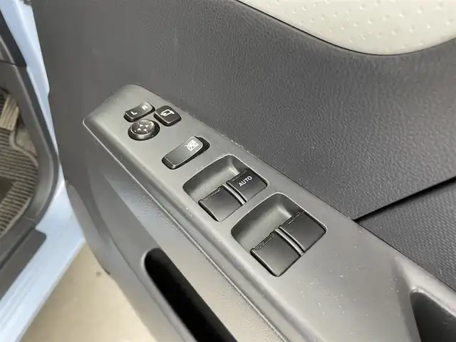 日産 モコ S 群馬県 2013(平25)年 6.3万km エアブルーメタリック 禁煙車　社外ナビ　バックカメラ　ワンセグ　ＣＤ再生機能　ドライブレコーダー　アイドリングストップ　リモコンキー　横滑り防止装置　ＡＢＳ　ヘッドライトレベライザー　パワーステアリング　パワーウィンドウ