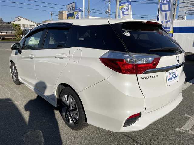 ホンダ シャトル ハイブリッド X 兵庫県 2015(平27)年 11.1万km ホワイトオーキッドパール 【(株)IDOMが運営する【じしゃロン姫路店】の自社ローン対象車両になります。こちらは現金ご利用時の価格です。自社ローンご希望の方は別途その旨お申付け下さい。】/純正インターナビ、Bluetooth/CD/DVD/USB/HDMI/パドルシフト/LEDヘッドランプ/ビルトインETC/ステアリングスイッチ/クルーズコントロール