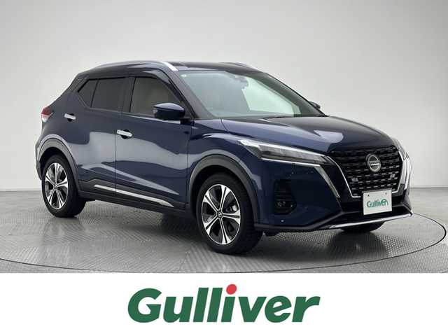 日産 キックス X ツートーンインテリアED 兵庫県 2022(令4)年 2.3万km ダークブルー 社外メモリナビ(CD/DVD/SD/Bluetooth/フルセグTV)/全方位カメラ/レザーシート/シートヒーター/純正17インチアルミホイール/純正フロアマット/ルーフレール/オートライト/LEDヘッドライト/コーナーセンサー/デジタルインナーミラー/ETC/ステアリングジーター/スペアキー