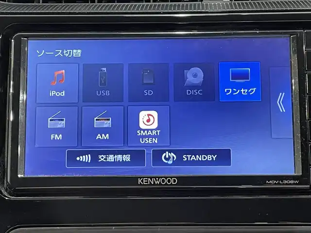 トヨタ アクア S 愛知県 2020(令2)年 5.5万km シルバーM SDナビ/（FM/AM/SD/CD/DVD/ワンセグTV/SMART USEN/iPod)/禁煙車/バックカメラ/電動格納ミラー/横滑り防止/アクセサリーソケット　/ステアリングスイッチ/盗難防止装置　/ＩＳＯＦＩＸ