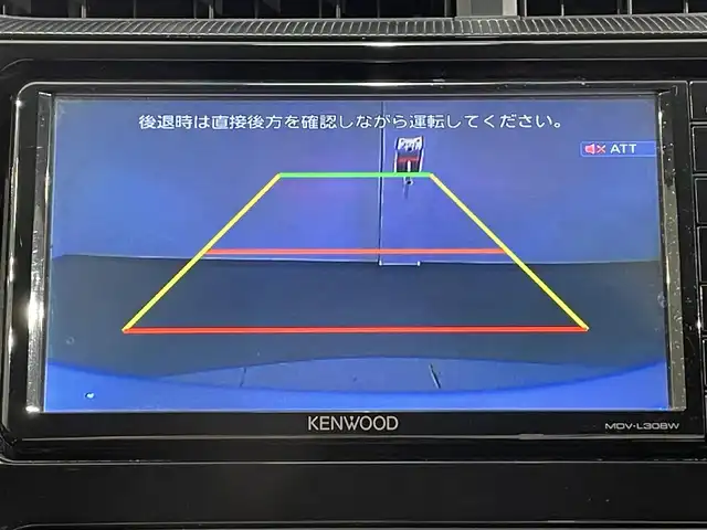 トヨタ アクア S 愛知県 2020(令2)年 5.5万km シルバーM SDナビ/（FM/AM/SD/CD/DVD/ワンセグTV/SMART USEN/iPod)/禁煙車/バックカメラ/電動格納ミラー/横滑り防止/アクセサリーソケット　/ステアリングスイッチ/盗難防止装置　/ＩＳＯＦＩＸ