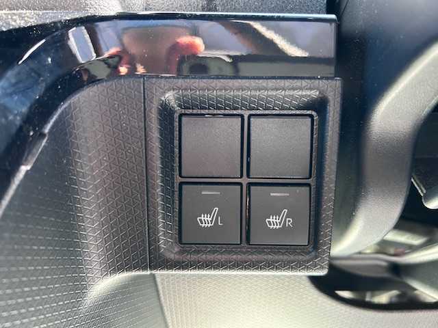 ダイハツ タント カスタム RS 大阪府 2022(令4)年 4.2万km ブラックマイカメタリック 純正9インチディスプレイオーディオ/バックカメラ/衝突被害軽減システム/レーンキープアシスト/コーナーセンサー/シートヒーター/純正アルミホイール/純正フロアマット/両側パワースライドドア/ハーフレザー/アイドリングストップ/LEDヘッドライト/スマートキー/プッシュスタートボタン