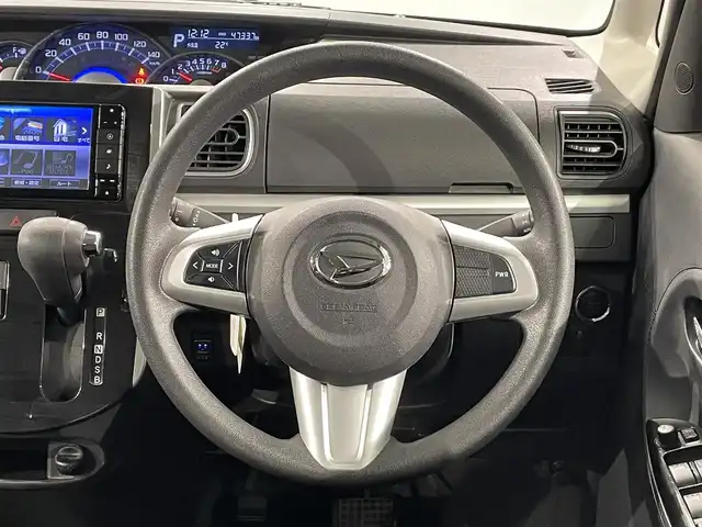 ダイハツ タント X VS SAⅢ 愛知県 2019(平31)年 4.8万km パールホワイトⅢ 純正ナビ【NSZN-W69D】/パノラミックビューモニター/両側パワースライドドア/シートヒーター/衝突軽減ブレーキ/車線逸脱警報/クリアランスソナー/先行車発進告知/オートハイビーム/アクセサリーソケット/USB入力端子/ＩＳＯＦＩＸ/アイドリングストップ/オートエアコン/LEDヘッドライト/純正14インチアルミホイール