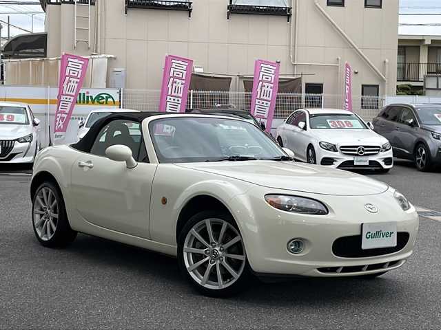 マツダ ロードスター RS 愛知県 2007(平19)年 10.7万km マーブルホワイト /禁煙//6速マニュアル//茶革シート//前席シートヒーター//社外オーディオ カロッツェリア/CD/ラジオ//革巻きステアリング//黒幌//ETC//純正17AW//アルミペダル//HIDヘッドライト//フォグランプ//キーレス//純正フロアマット//取扱説明書//保証書//記録簿H19H23-H27H29R2R6