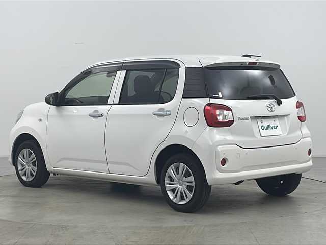 トヨタ パッソ X 道央・札幌 2023(令5)年 0.8万km ホワイト ・4WD/・寒冷地仕様/・ワンオーナー/・フロントワイパーデアイザー/・前後ドラレコ/・運転席シートヒーター/・ベンチシート/・オートライト/・オートマチックハイビーム/・アイドリングストップ/・横滑り防止装置/・スマートアシスト