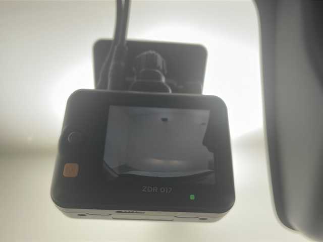 トヨタ パッソ X 道央・札幌 2023(令5)年 0.8万km ホワイト ・4WD/・寒冷地仕様/・ワンオーナー/・フロントワイパーデアイザー/・前後ドラレコ/・運転席シートヒーター/・ベンチシート/・オートライト/・オートマチックハイビーム/・アイドリングストップ/・横滑り防止装置/・スマートアシスト