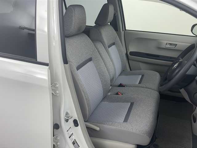 トヨタ パッソ X 道央・札幌 2023(令5)年 0.8万km ホワイト ・4WD/・寒冷地仕様/・ワンオーナー/・フロントワイパーデアイザー/・前後ドラレコ/・運転席シートヒーター/・ベンチシート/・オートライト/・オートマチックハイビーム/・アイドリングストップ/・横滑り防止装置/・スマートアシスト