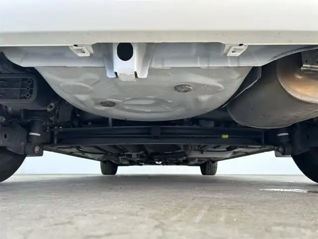 トヨタ シエンタ 千葉県 2016(平28)年 8.1万km ホワイトパールクリスタルシャイン セーフティセンスC/・プリクラッシュセーフティシステム/・レーンディパーチャーアラート/・オートマチックハイビーム/純正7インチメモリーナビ/・Bluetooth/・ワンセグTV/・バックカメラ/片側パワースライドドア/スマートキー/プッシュスタート