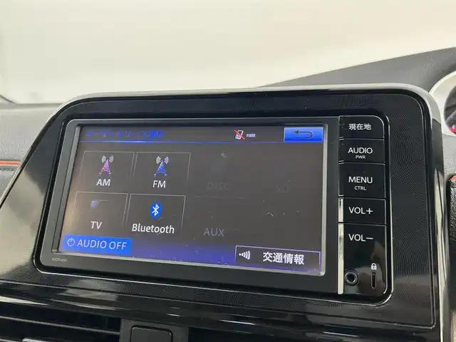 トヨタ シエンタ 千葉県 2016(平28)年 8.1万km ホワイトパールクリスタルシャイン セーフティセンスC/・プリクラッシュセーフティシステム/・レーンディパーチャーアラート/・オートマチックハイビーム/純正7インチメモリーナビ/・Bluetooth/・ワンセグTV/・バックカメラ/片側パワースライドドア/スマートキー/プッシュスタート