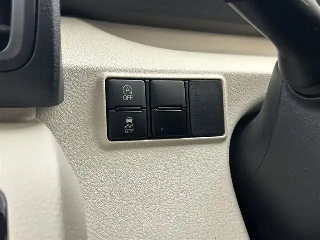 トヨタ シエンタ 千葉県 2016(平28)年 8.1万km ホワイトパールクリスタルシャイン セーフティセンスC/・プリクラッシュセーフティシステム/・レーンディパーチャーアラート/・オートマチックハイビーム/純正7インチメモリーナビ/・Bluetooth/・ワンセグTV/・バックカメラ/片側パワースライドドア/スマートキー/プッシュスタート