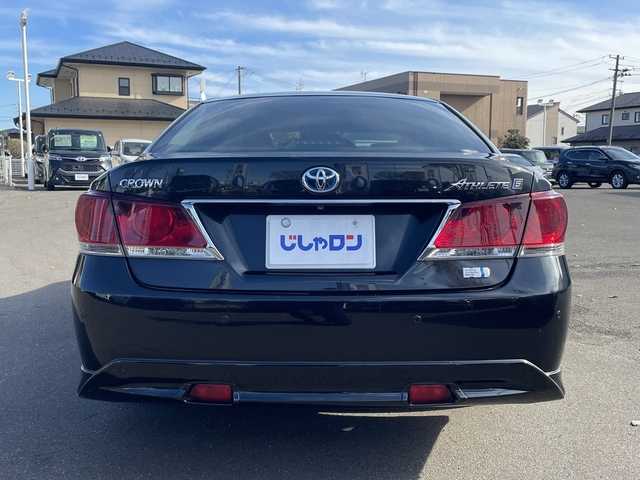 トヨタ クラウン ハイブリッド アスリートS 宮城県 2013(平25)年 12.6万km プレシャスブラックパール (株)IDOMが運営する【じしゃロン仙台店】の自社ローン専用車両になりますこちらは現金またはオートローンご利用時の価格です。自社ローンご希望の方は別途その旨お申付け下さい/純正ナビ/Bluetooth/アラウンドビューモニター/パワーシート/シートヒーター/ステアリングヒーター/ETC/ICS