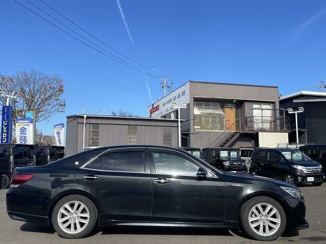 トヨタ クラウン ハイブリッド アスリートS 宮城県 2013(平25)年 12.6万km プレシャスブラックパール (株)IDOMが運営する【じしゃロン仙台店】の自社ローン専用車両になりますこちらは現金またはオートローンご利用時の価格です。自社ローンご希望の方は別途その旨お申付け下さい/純正ナビ/Bluetooth/アラウンドビューモニター/パワーシート/シートヒーター/ステアリングヒーター/ETC/ICS