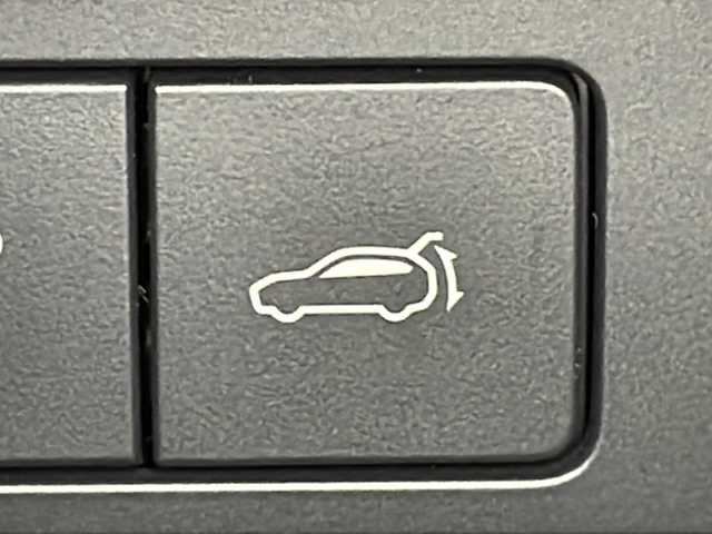 マツダ ＣＸ－３０ XD プロアクティブツーリングセレクション 広島県 2020(令2)年 5.9万km ジェットブラックマイカ BOSEサウンド/純正8.8型ナビ/360度ビューモニター/パワーバックドア/パワーシート/ポジションメモリー/シートヒーター/ステアリングヒーター/レーダークルーズコントロール/衝突軽減ブレーキ/レーンキープアシスト/誤発進抑制機能/ブラインドスポットモニター/アダプティブLEDヘッドライト/ヘッドアップディスプレイ/パドルシフト/電動パーキングブレーキ/オートブレーキホールド/純正18インチAW/USB/HDMI入力端子/ETC/ドライブレコーダー