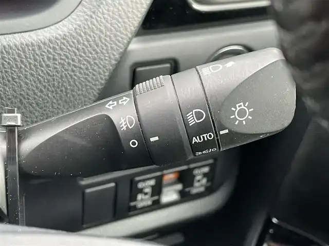 トヨタ ヴォクシー ZS 煌Ⅱ 島根県 2021(令3)年 2.7万km ブラック 社外９型メモリナビ　/フルセグTV　/ＤＶＤ再生　/Ｂｌｕｅｔｏｏｔｈ接続　/ＥＴＣ　/前後ドライブレコーダー　/両側パワースライドドア　/クルーズコントロール　/衝突軽減ブレーキ　/アイドリングストップ/レーンキープアシスト/前後コーナーセンサー　/オートハイビーム／ライト/純正LEDヘッドライト　/純正１６インチアルミホイール/純正フロアマット