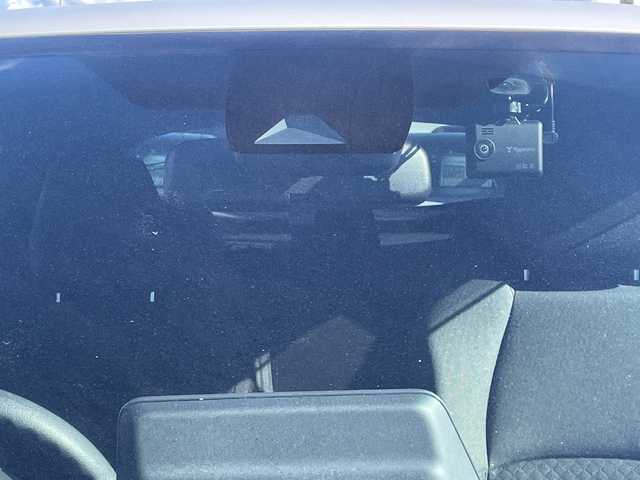 トヨタ Ｃ－ＨＲ S－T 栃木県 2022(令4)年 1.6万km プラチナホワイトパールマイカ ワンオーナー/バックカメラ/Ｂｌｕｅｔｏｏｔｈ/ドライブレコーダー/クルーズコントロール/ＭＴ付ＡＴ/スペアキー/ＵＳＢ入力端子/純正フロアマット/純正アルミホイール/コーナーセンサー/ＬＥＤライト/ABS/横滑り防止機能/レーンキープアシスト/盗難防止装置/衝突被害軽減システム/取扱説明書/保証書