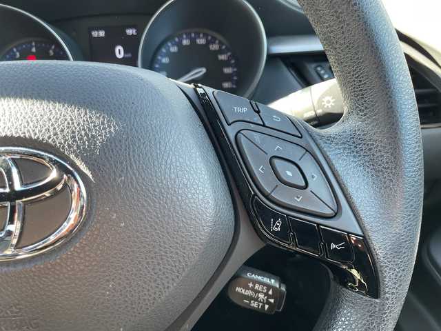 トヨタ Ｃ－ＨＲ S－T 栃木県 2022(令4)年 1.6万km プラチナホワイトパールマイカ ワンオーナー/バックカメラ/Ｂｌｕｅｔｏｏｔｈ/ドライブレコーダー/クルーズコントロール/ＭＴ付ＡＴ/スペアキー/ＵＳＢ入力端子/純正フロアマット/純正アルミホイール/コーナーセンサー/ＬＥＤライト/ABS/横滑り防止機能/レーンキープアシスト/盗難防止装置/衝突被害軽減システム/取扱説明書/保証書