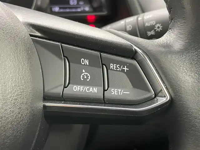 マツダ デミオ 岡山県 2016(平28)年 2.3万km ディープクリスタルブルーマイカ 純正ナビ　/シートヒーター　/ＬＥＤヘッドライト　/ＥＴＣ　/クルーズコントロール　/ブラインドスポットモニター　/フルセグ　/Ｂｌｕｅｔｏｏｔｈ　/スマートキー　/アイドリングストップ　/オートライト　/フォグライト/禁煙車/ヘッドアップディスプレイ/パドルシフト