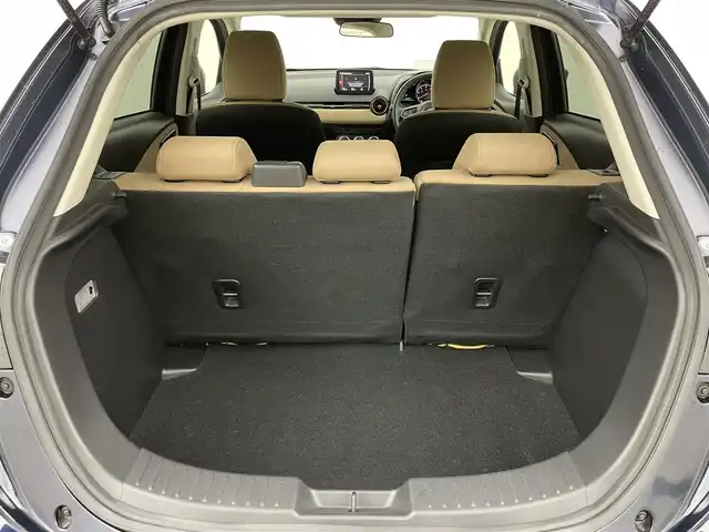 マツダ デミオ 岡山県 2016(平28)年 2.3万km ディープクリスタルブルーマイカ 純正ナビ　/シートヒーター　/ＬＥＤヘッドライト　/ＥＴＣ　/クルーズコントロール　/ブラインドスポットモニター　/フルセグ　/Ｂｌｕｅｔｏｏｔｈ　/スマートキー　/アイドリングストップ　/オートライト　/フォグライト/禁煙車/ヘッドアップディスプレイ/パドルシフト