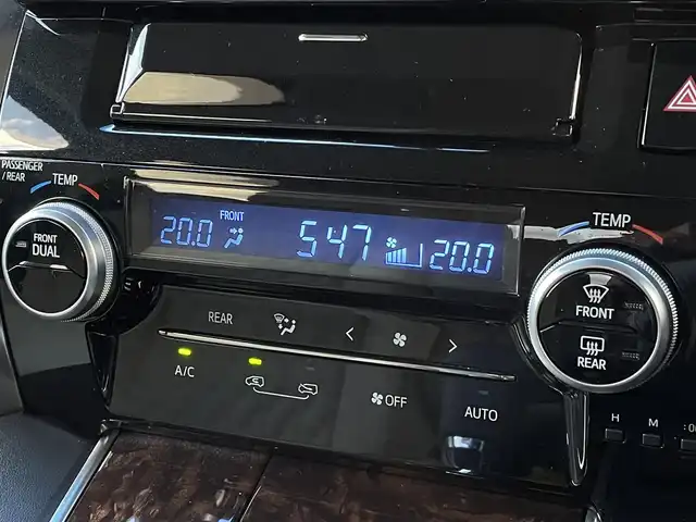 トヨタ ヴェルファイア X 三重県 2019(令1)年 4.1万km バーニングブラッククリスタルシャインガラスフレーク 両パワ　/セーフティセンス　/純正ナビ　/ＬＥＤライト　/２０インチアルミ　/レーダークルーズコントロール　/フルセグＴＶ　/ＤＶＤ/ＣＤ/Ｂｌｕｅｔｏｏｔｈ　/オートハイビーム　/ドアバイザー　/ＡＣ１００Ｖ