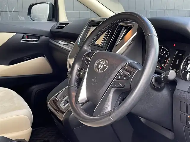 トヨタ ヴェルファイア X 三重県 2019(令1)年 4.1万km バーニングブラッククリスタルシャインガラスフレーク 両パワ　/セーフティセンス　/純正ナビ　/ＬＥＤライト　/２０インチアルミ　/レーダークルーズコントロール　/フルセグＴＶ　/ＤＶＤ/ＣＤ/Ｂｌｕｅｔｏｏｔｈ　/オートハイビーム　/ドアバイザー　/ＡＣ１００Ｖ